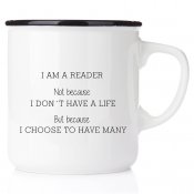 I am a reader, not because I don´t have a life, but vecause I choose to have many present julklapp boknörd älskar böcker boknörd